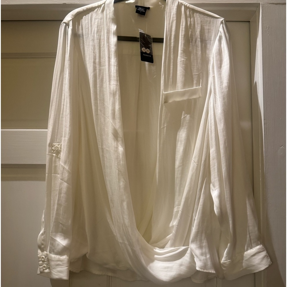 TORRID wrap style blouse